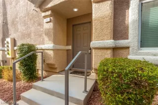 Photo #2: 2466202 Listing