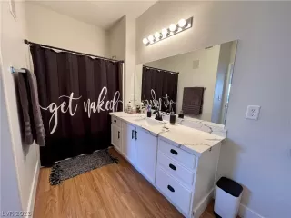 Photo #6: 2466204 Listing