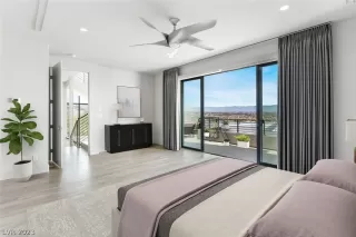 Photo #5: 2466223 Listing 