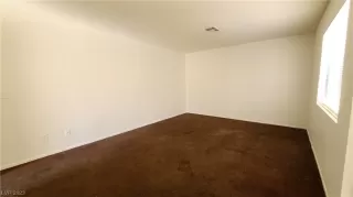 Photo #1: 2466244 Listing 