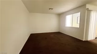 Photo #2: 2466244 Listing 