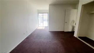 Photo #6: 2466244 Listing 