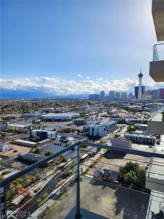 Photo #4: 2466258 Listing 