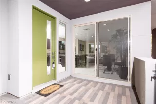 Photo #3: 2466274 Listing