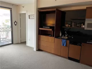 Photo #6: 2466275 Listing 