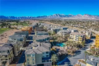 Photo #3: 2466287 Listing