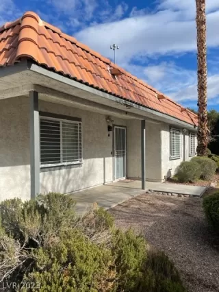 Photo #1: 2466345 Listing