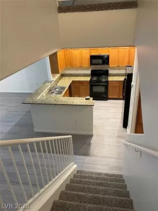 Photo #6: 2466347 Listing 