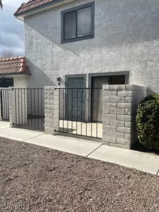 Photo #1: 2466351 Listing 