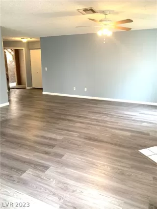 Photo #1: 2466446 Listing 