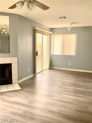 Photo #3: 2466446 Listing 