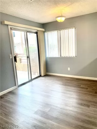 Photo #4: 2466446 Listing 