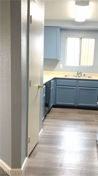 Photo #6: 2466446 Listing 