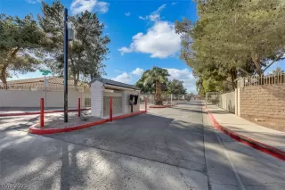 Photo #5: 2466453 Listing