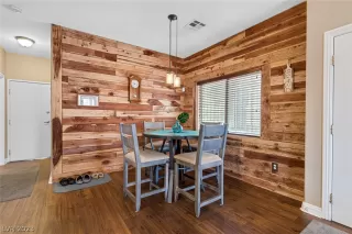 Photo #6: 2466489 Listing