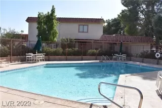 Photo #1: 2466553 Listing 