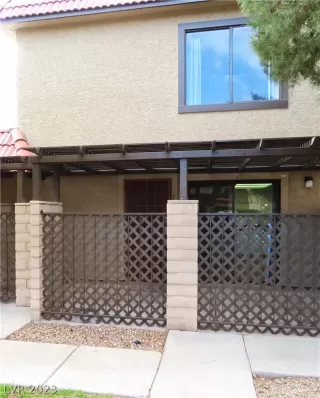 Photo #2: 2466553 Listing 