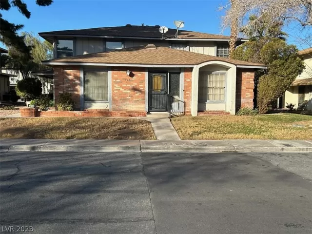 MLS: 2466565 Condo For Sale