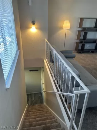 Photo #2: 2466565 Listing 