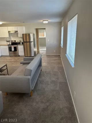 Photo #5: 2466565 Listing 