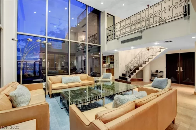 MLS: 2466580 Condo For Sale