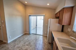 Photo #5: 2466583 Listing 