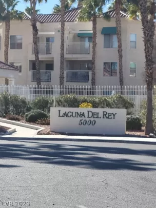 Photo #1: 2466605 Listing 