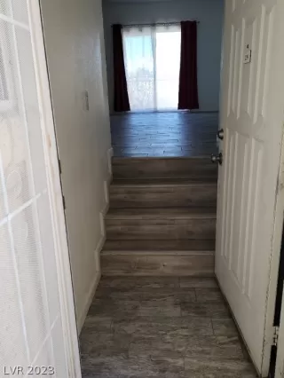 Photo #4: 2466605 Listing 