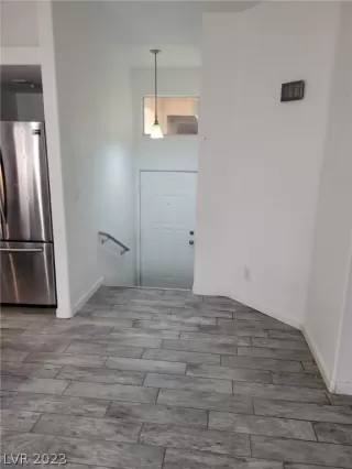 Photo #5: 2466605 Listing 