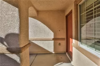 Photo #5: 2466699 Listing