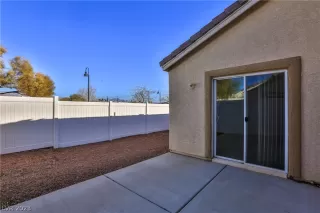 Photo #6: 2466699 Listing