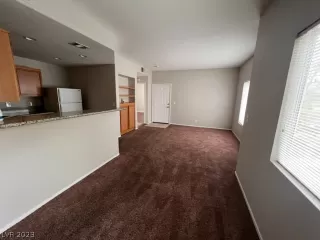 Photo #2: 2466721 Listing 