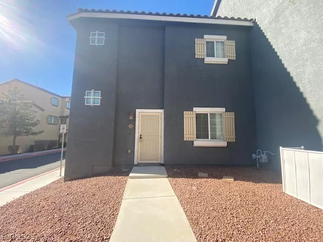 MLS: 2466729 Condo For Sale