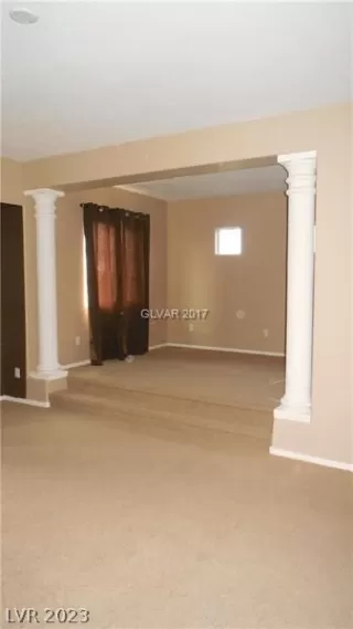 Photo #2: 2466744 Listing 