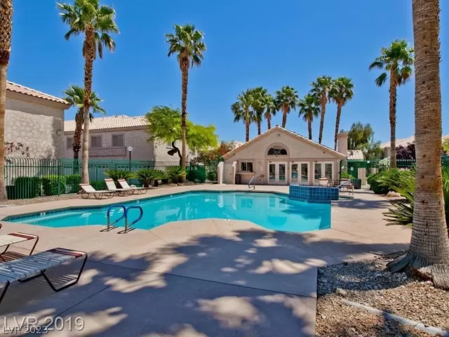 MLS: 2466752 Condo For Sale