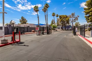 Photo #1: 2466798 Listing