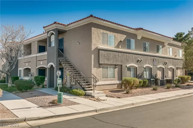 MLS: 2466849 Condo For Sale