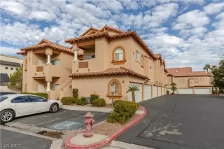 Photo #1: 2466912 Listing 
