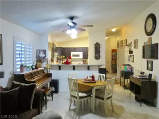 Photo #1: 2466947 Listing 