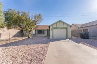 Photo #2: 2466976 Listing 