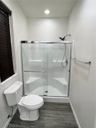 Photo #2: 2467023 Listing 