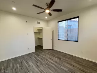 Photo #4: 2467023 Listing 