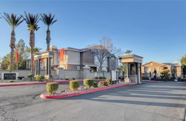 MLS: 2467113 Condo For Sale