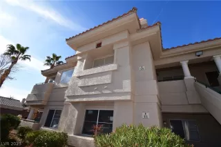 Photo #1: 2467122 Listing 