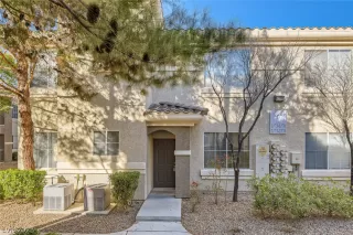 Photo #1: 2467151 Listing 