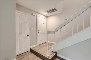 Photo #1: 2467162 Listing