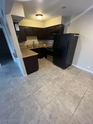 Photo #3: 2467167 Listing 