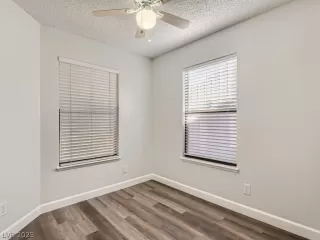 Photo #4: 2467169 Listing 