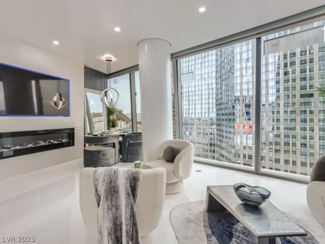 MLS: 2467173 Condo For Sale