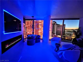 Photo #1: 2467173 Listing